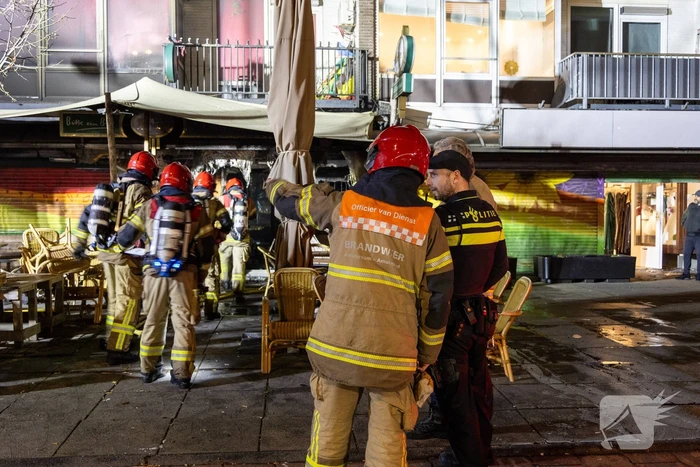Explosie en brand richten grote schade aan bij restaurant