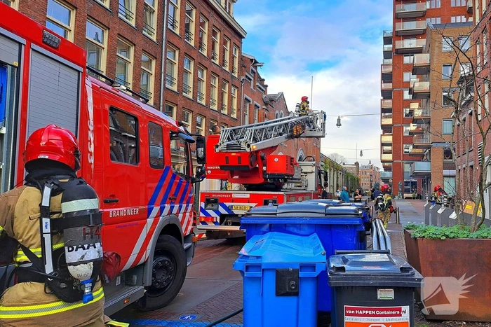 Veel rook bij brand in appartement