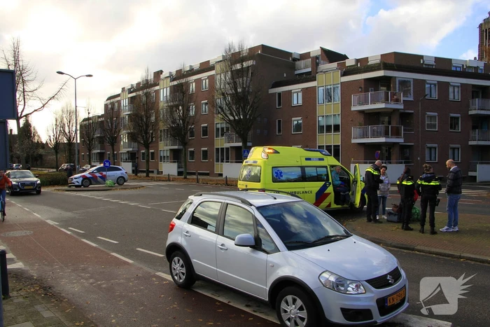 Fietser gewond bij aanrijding op kruispunt
