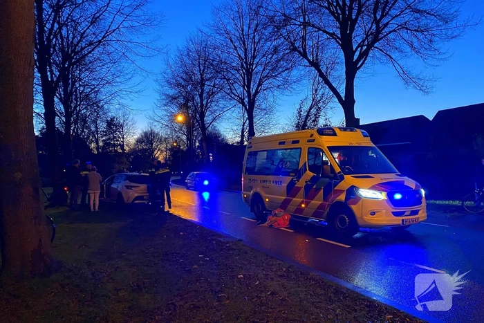 Fietser ernstig gewond bij botsing met auto