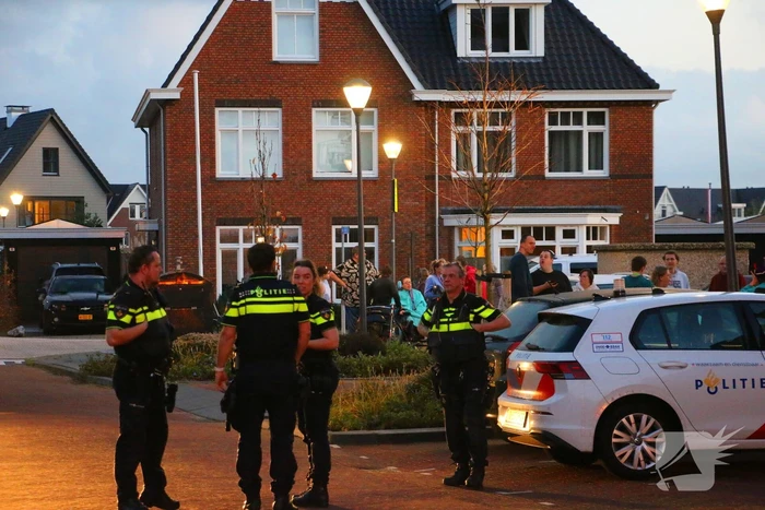 Brand in keuken door brandweer geblust