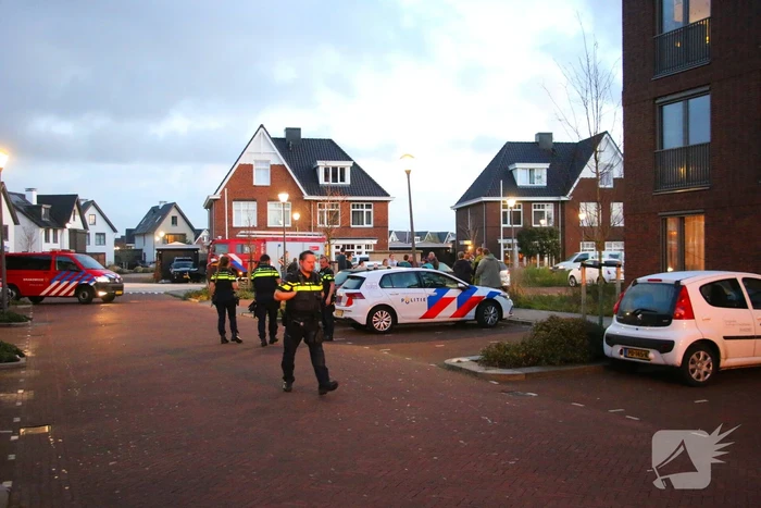 Brand in keuken door brandweer geblust