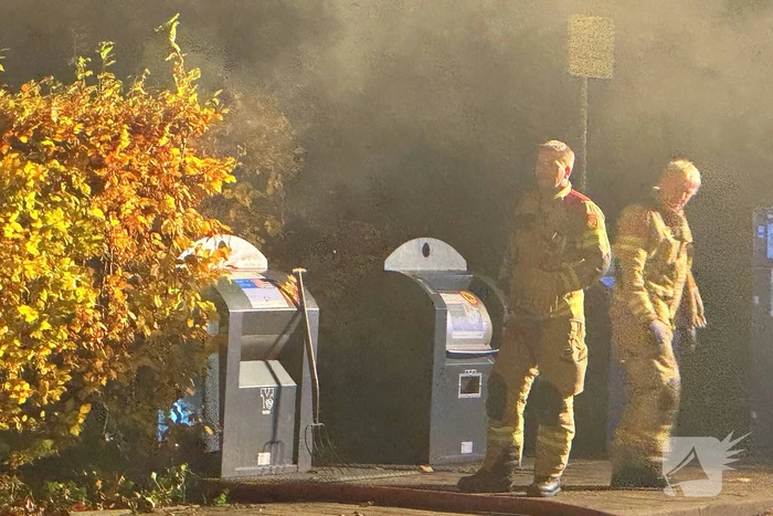 Veel rookontwikkeling bij brand in ondergrondse container