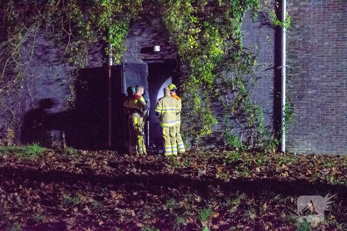 Supermarkt ontruimd en vol rook door brand