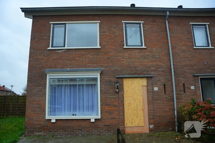 Nachtelijke explosie in woonhuis zorgt voor flinke schade