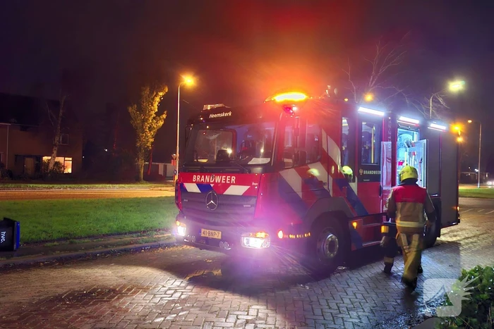 Bouwbord valt om door storm