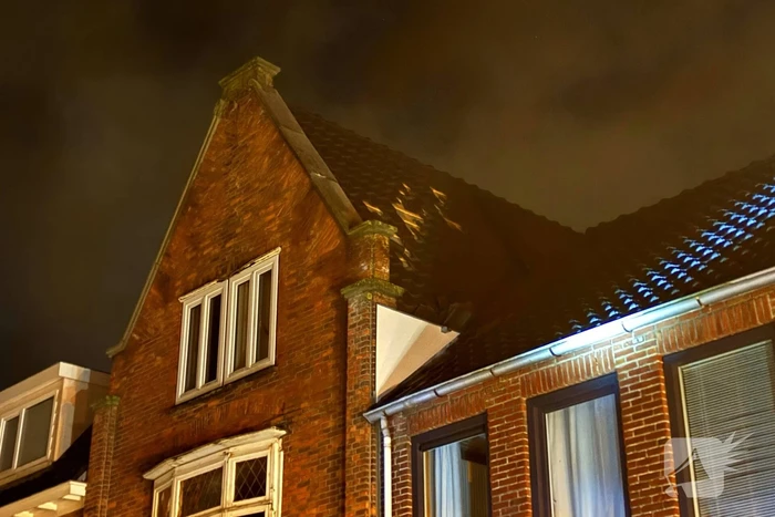 Dakpannen weggewaaid tijdens storm