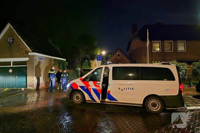 Zoektocht naar verdachte na overval melding