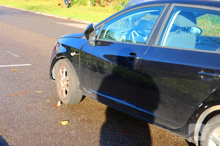 Fietser en automobilist met elkaar in botsing