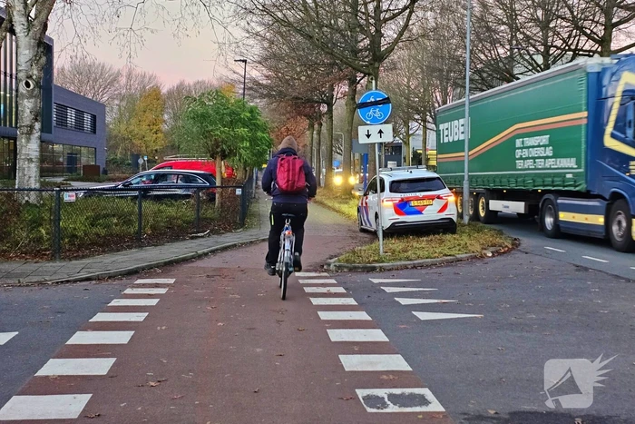 Fietser aangereden door bestuurder van bestelbus
