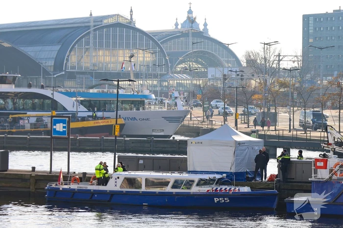 Overleden persoon in water aangetroffen