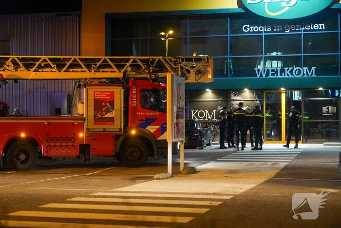 Brandmelding bij groothandel blijkt kortsluiting in verlichting
