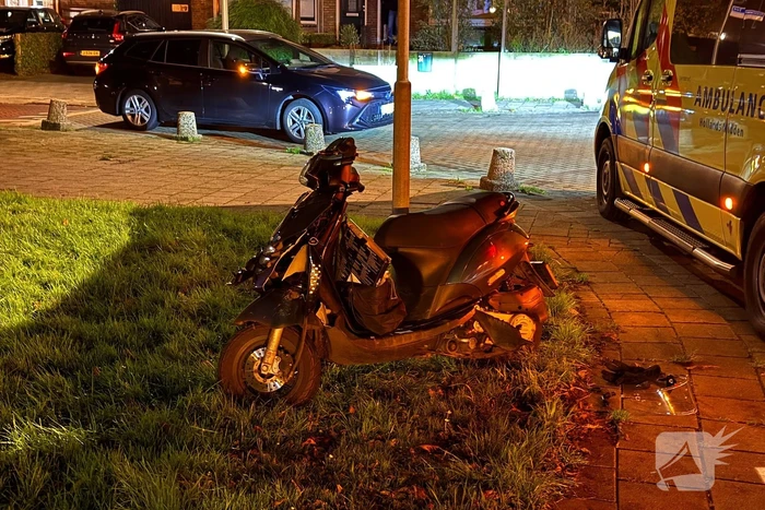 Scooterrijder gewond bij aanrijding met automobilist