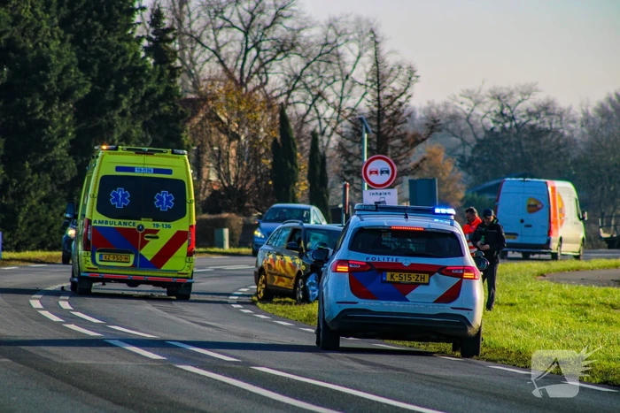 Toevallig passerende ambulance meldt frontale aanrijding