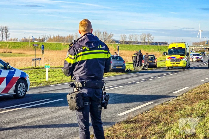 Toevallig passerende ambulance meldt frontale aanrijding