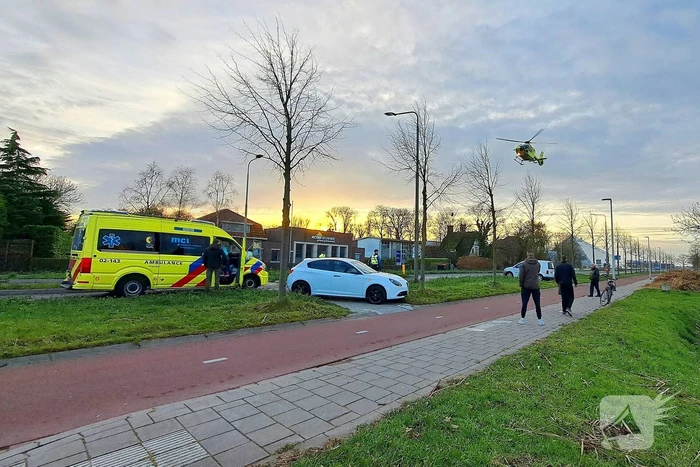 Voetganger zwaargewond bij aanrijding met personenauto
