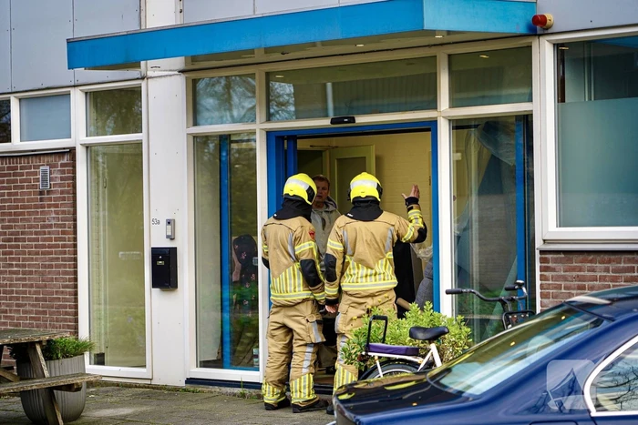Brandweer doet onderzoek naar vreemde lucht