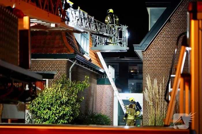 Brandweer druk met brand in woning