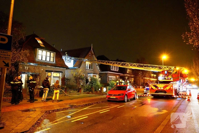 Brandweer druk met brand in woning