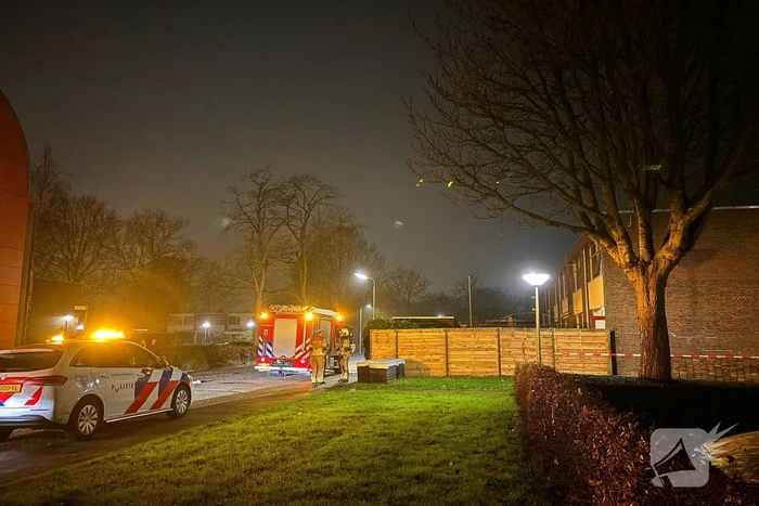 Voorgevel woning verwoest door explosie