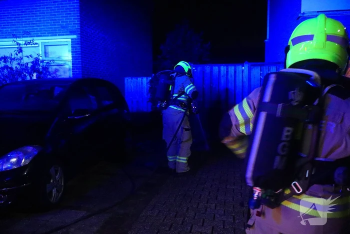 Politie onderzoekt mogelijke brandstichting na containerbrand