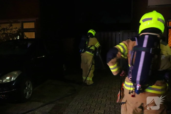 Politie onderzoekt mogelijke brandstichting na containerbrand
