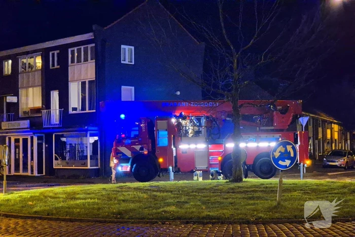 Rotonde geblokkeerd door brandweer wegens schoorsteenbrand
