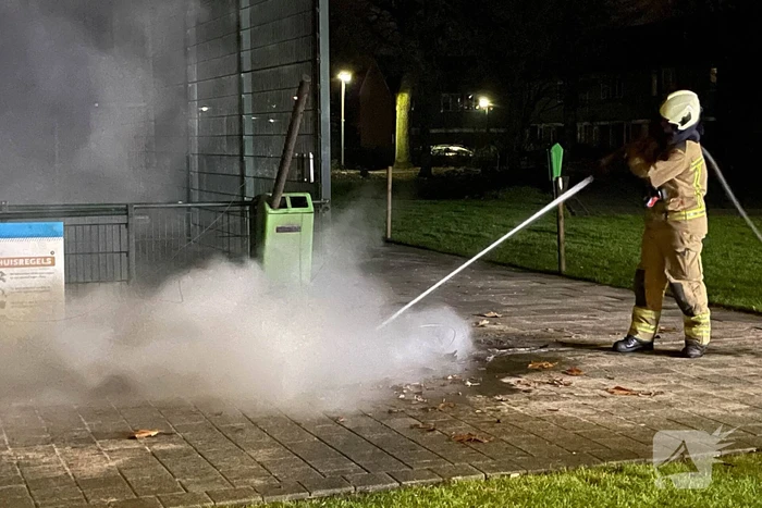 Meerdere containers in brand gestoken