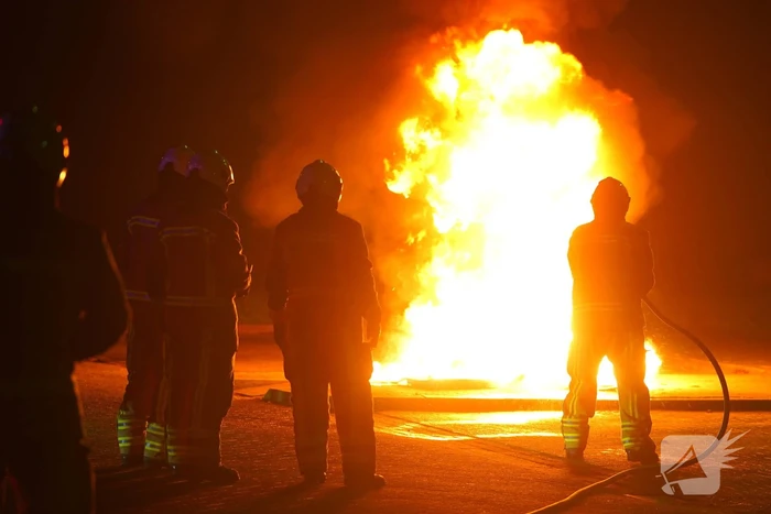 Opnieuw containers in brand gestoken