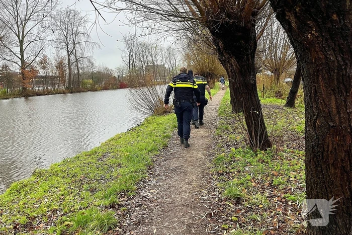 Losgeslagen boot blokkeert vaarroute