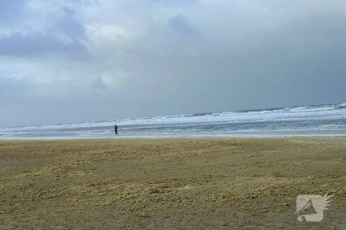 Overlast door zware windstoten op eiland