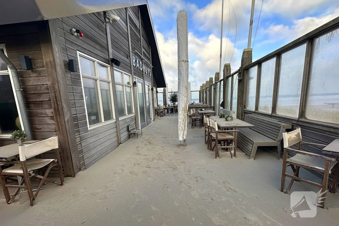 Overlast door zware windstoten op eiland