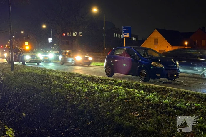 Politieagent betrokken bij kop-staartbotsing