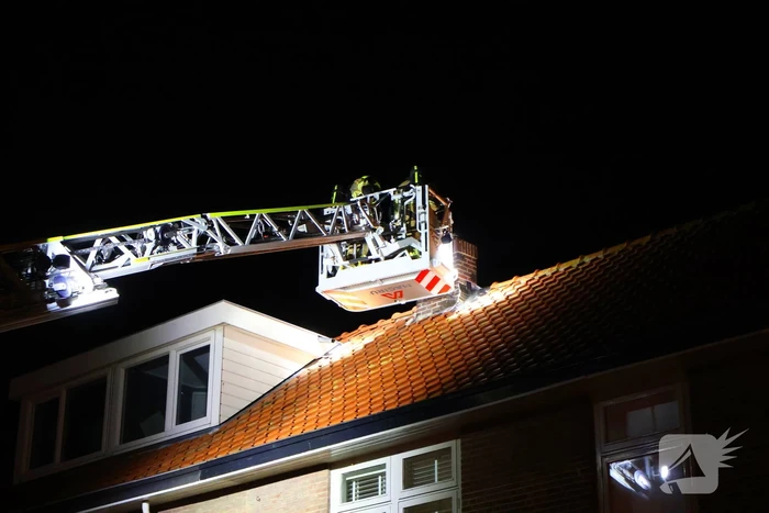 Brandweer druk met schoorsteenbrand
