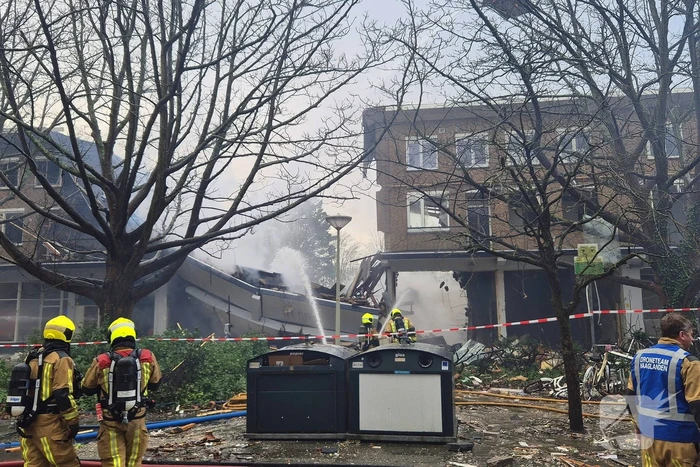 Dode en gewonden nadat deel van flat instort door explosie
