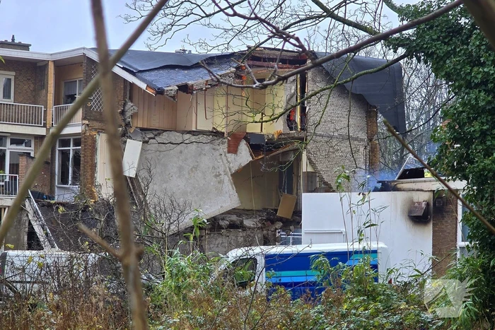 Dode en gewonden nadat deel van flat instort door explosie