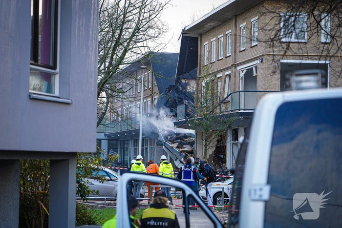 Dode en gewonden nadat deel van flat instort door explosie
