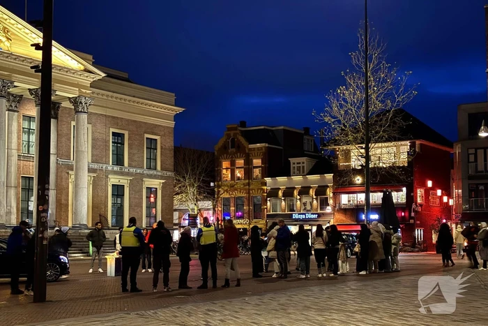 Demonstranten verzamelen zich voor demonstratie van Syrische premier