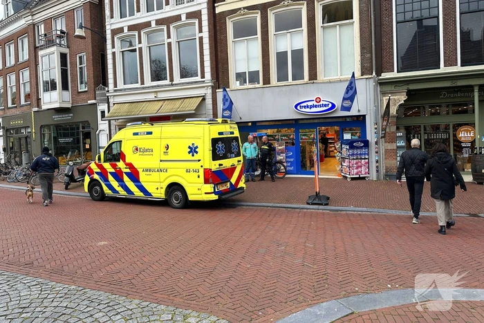 Fietser komt hard ten val