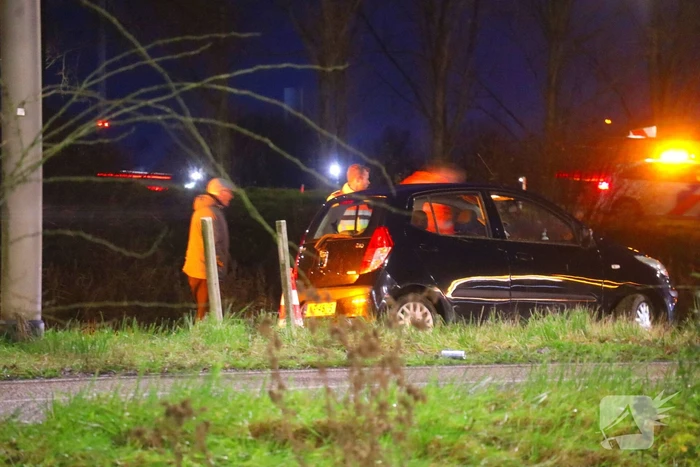 Auto's botsen op afrit snelweg