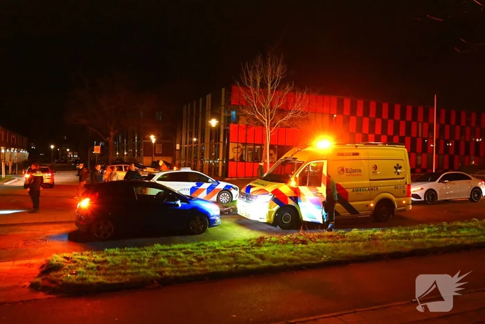 Fietser zwaargewond bij aanrijding met auto