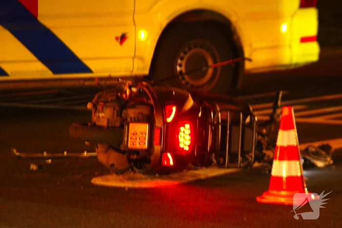 Scooterrijder gewond bij botsing met auto