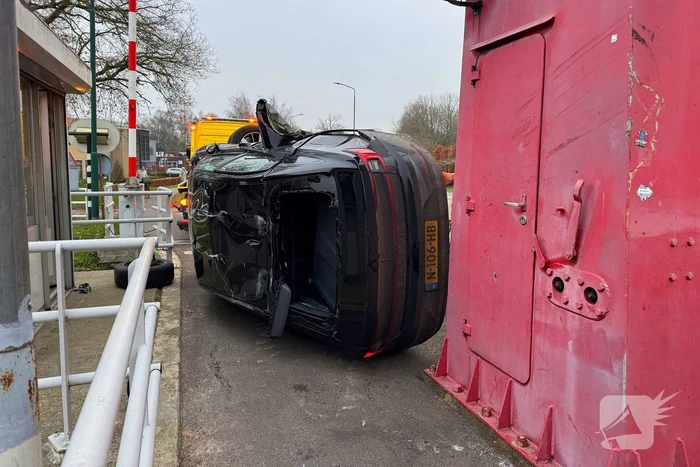 Paniekmanoeuvre leidt tot ongeval op ophaalbrug
