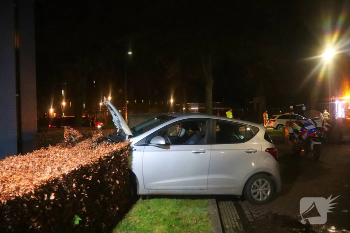 Automobilist eindigt in bosschage