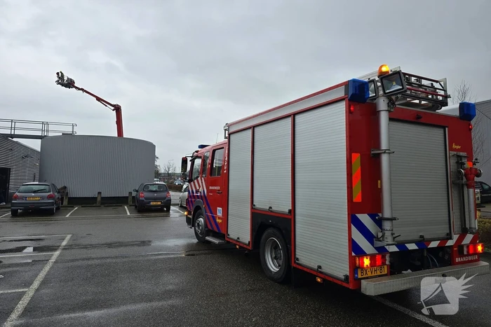 XL supermarkt ontruimd wegens brandgeur