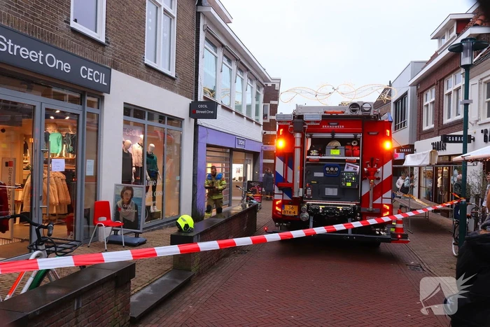 Drukke winkelstraat afgesloten wegens gaslucht