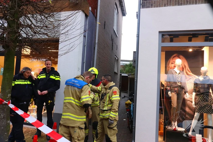 Drukke winkelstraat afgesloten wegens gaslucht