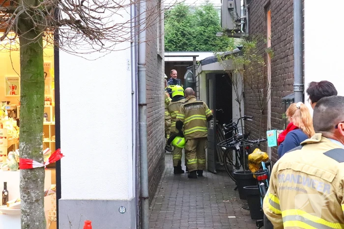 Drukke winkelstraat afgesloten wegens gaslucht
