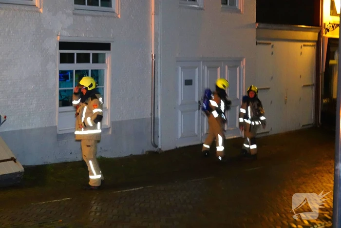 Brandweer doet onderzoek naar gaslucht