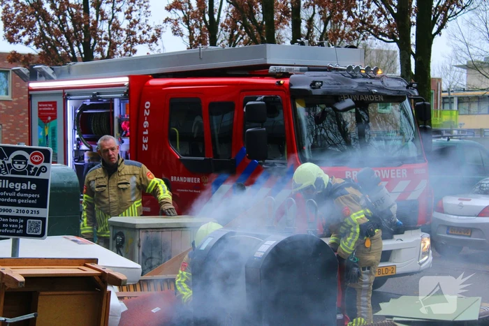 Veel rook bij brand in ondergrondse container